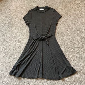 Girls Soprano soft fall mock neck short sleeve dress sz 16 (XL)